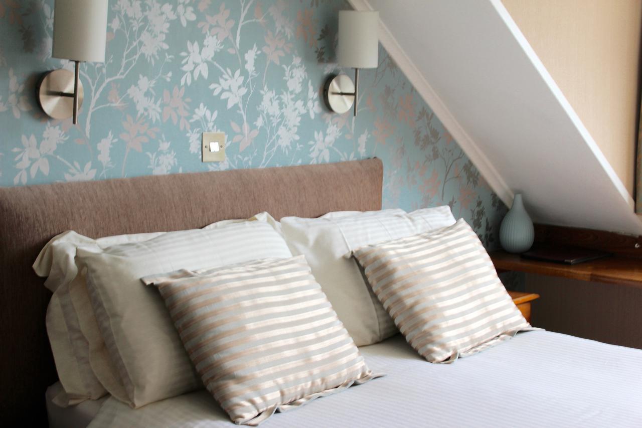 Rivercroft Hotel Лу Екстериор снимка